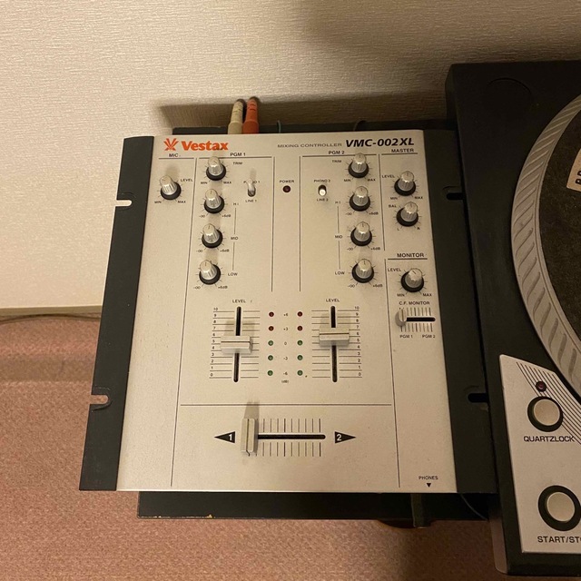 Vestax  ベスタクス【ターンテーブル】ミキサーセット 針ortofon 楽器のDJ機器(ターンテーブル)の商品写真