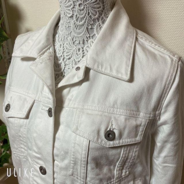 GU(ジーユー)の❇️A371❇️✴️GU✴️⚜️ホワイトデニムジャケット Gジャン⚜️ レディースのジャケット/アウター(Gジャン/デニムジャケット)の商品写真