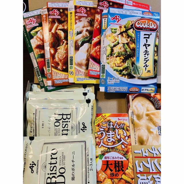 ハウス食品(ハウスショクヒン)の激安🉐８点【1,932円相当】北海道フォンデュシチュー ビストロドゥ４種 など 食品/飲料/酒の食品(調味料)の商品写真