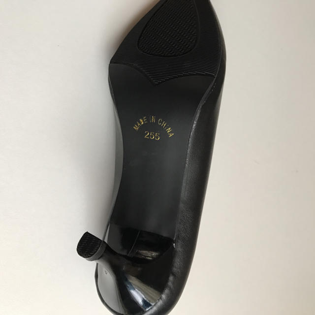 黒のパンプス 25.5 レディースの靴/シューズ(ハイヒール/パンプス)の商品写真