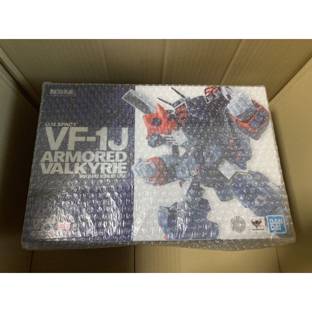 BANDAI - 超時空要塞マクロス VF-1Jアーマードバルキリー(一条輝機)