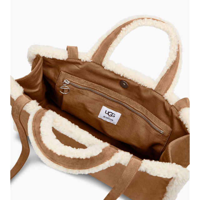 UGG(アグ)のUGG X TELFAR MEDIUM SHOPPER M テルファー バッグ レディースのバッグ(ショルダーバッグ)の商品写真