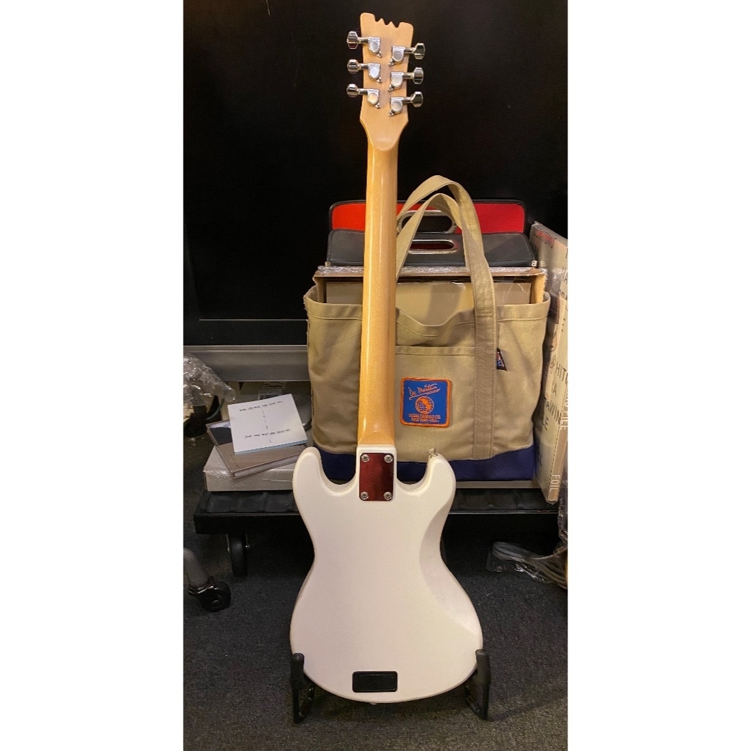 希少 モズライト アンプスピーカー内蔵 ミニギター MKII モデル 希少 モズライト アンプスピーカー内蔵 ミニギター MKII モデル