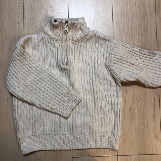 GAP(ギャップ)のGAPセーターXS/TP （ 4） キッズ/ベビー/マタニティのキッズ服男の子用(90cm~)(ニット)の商品写真