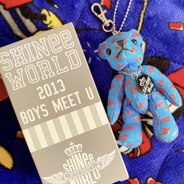 SHINee(シャイニー)のSHINee FC限定 ベア キーホルダー エンタメ/ホビーのタレントグッズ(アイドルグッズ)の商品写真