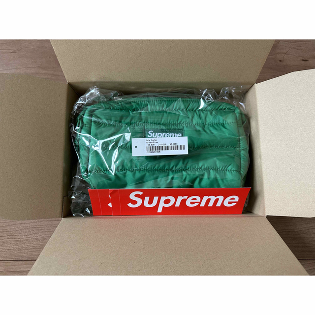 Supreme(シュプリーム)のSupreme Puffer Side Bag Green メンズのバッグ(ボディーバッグ)の商品写真