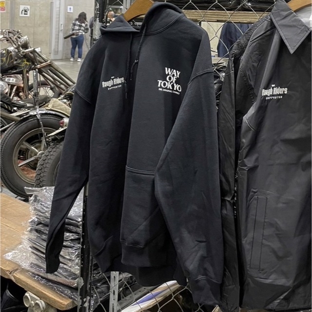 NEIGHBORHOOD(ネイバーフッド)のL rough riders パーカー　東京インディンズ rough メンズのトップス(パーカー)の商品写真