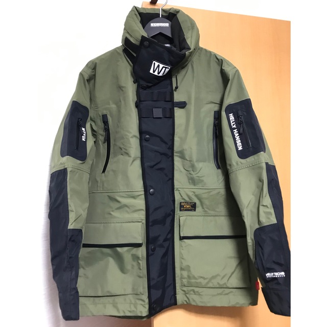 メンズwtaps × helly hansen   マウンテンパーカ　Mサイズ