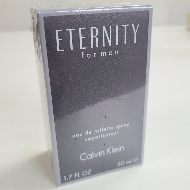 Calvin Klein(カルバンクライン)の新品未開封カルバンクラインエタニティフォーメン50ml コスメ/美容の香水(香水(男性用))の商品写真