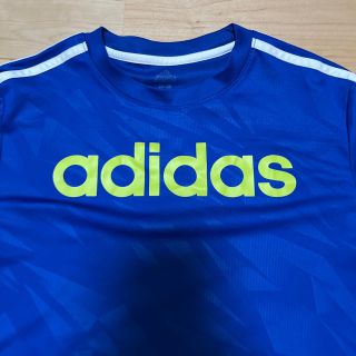 アディダス(adidas)のadidas 半袖Tシャツ(Tシャツ/カットソー(半袖/袖なし))