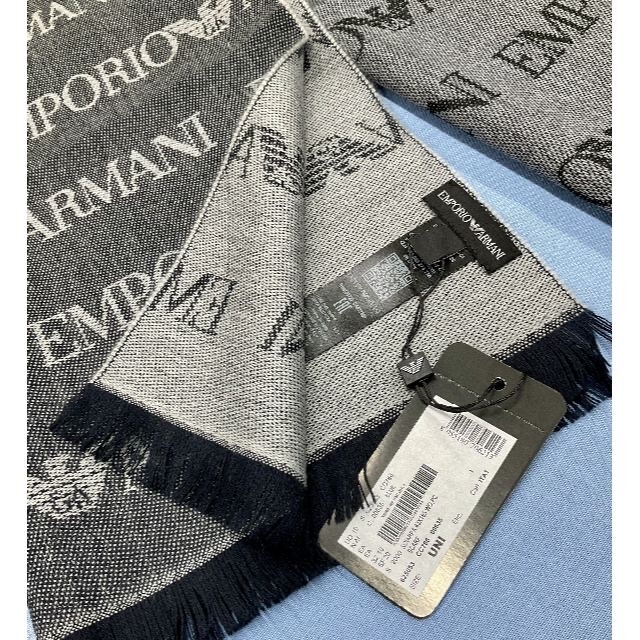 Emporio Armani(エンポリオアルマーニ)のエンポリオ アルマーニ　マフラー05　ブルーグレー　専用ケース付き　新品 タグ付 メンズのファッション小物(マフラー)の商品写真