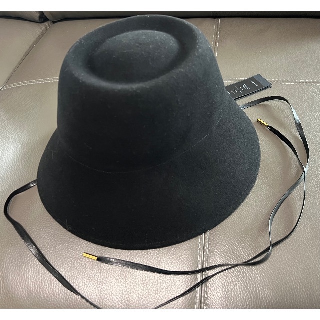 ENTWURFEIN（エントワフェイン）Noel Wool Bucket Hat