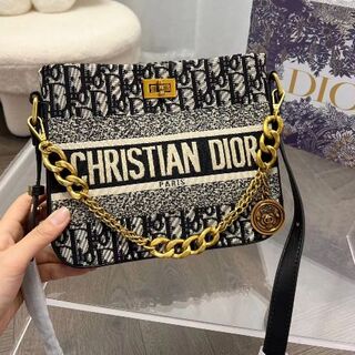 クリスチャンディオール(Christian Dior)の@02  チェーン小包 ショルダーバッグ(その他)
