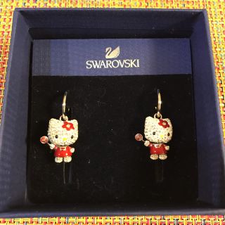 値下げ！SWAROVSKI ピアス キティちゃん