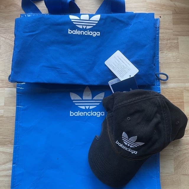 Balenciaga - BALENCIAGA / ADIDAS コラボ ロゴキャップタグ付けの通販