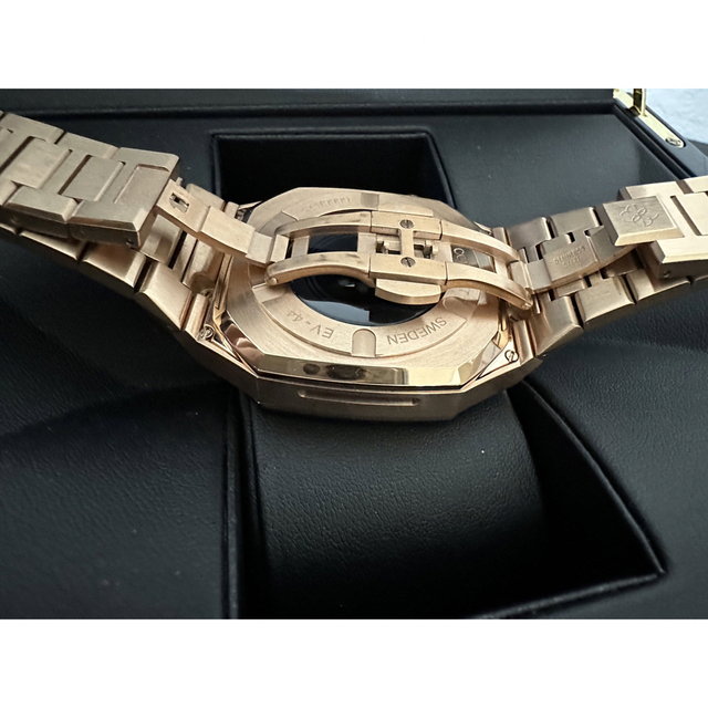 美品 GOLDEN CONCEPT EV44 RoseGold メンズの時計(ラバーベルト)の商品写真