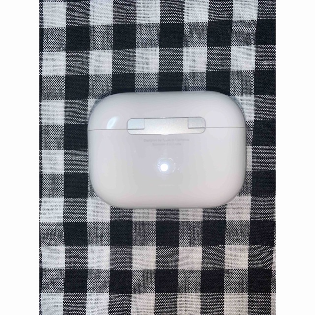 Apple(アップル)のAirPods Pro 【中古】 スマホ/家電/カメラのオーディオ機器(ヘッドフォン/イヤフォン)の商品写真