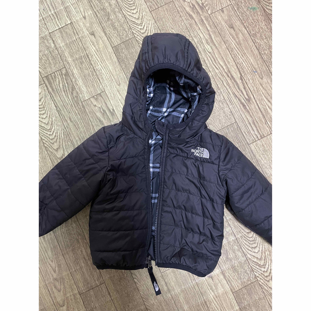 THE NORTH FACE(ザノースフェイス)のノースフェイス リバーシブルベビーアウター（6〜12M） キッズ/ベビー/マタニティのベビー服(~85cm)(ジャケット/コート)の商品写真