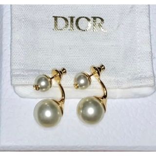 クリスチャンディオール(Christian Dior)のDior ダブルパールピアス(ピアス)