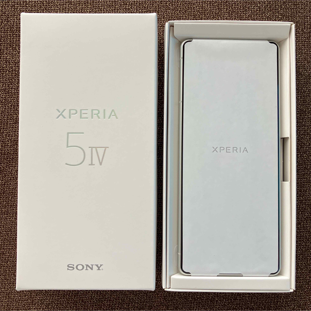 Xperia(エクスペリア)の新品 Xperia 5 IV ホワイト SIMフリー SONY XQ-CQ44 スマホ/家電/カメラのスマートフォン/携帯電話(スマートフォン本体)の商品写真