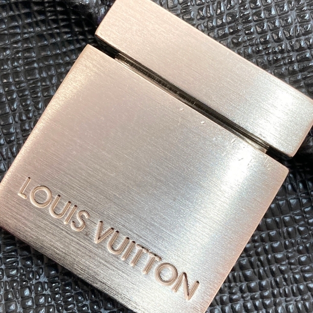 □□LOUIS VUITTON ルイヴィトン ポルト・ドキュマン・アンガラ