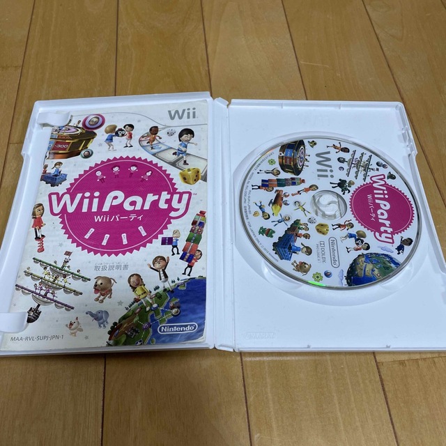 Wii(ウィー)のwii party  エンタメ/ホビーのゲームソフト/ゲーム機本体(家庭用ゲームソフト)の商品写真