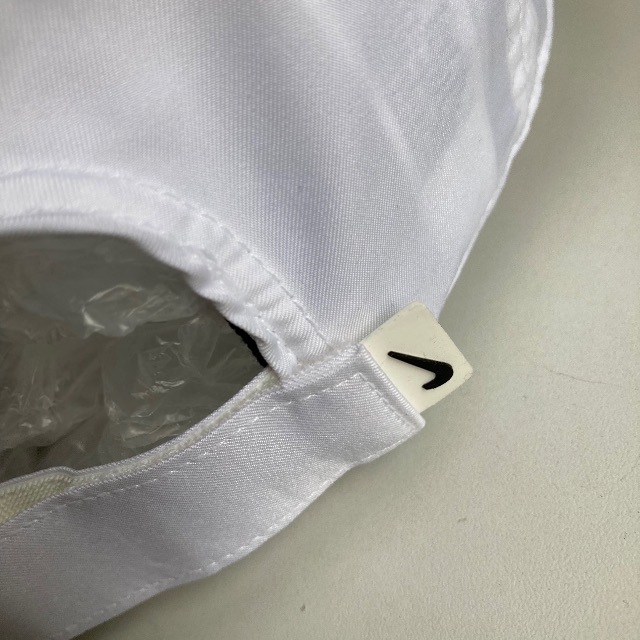 NIKE(ナイキ)のNIKE cap white HERITAGE86 DRI-FIT メンズの帽子(キャップ)の商品写真