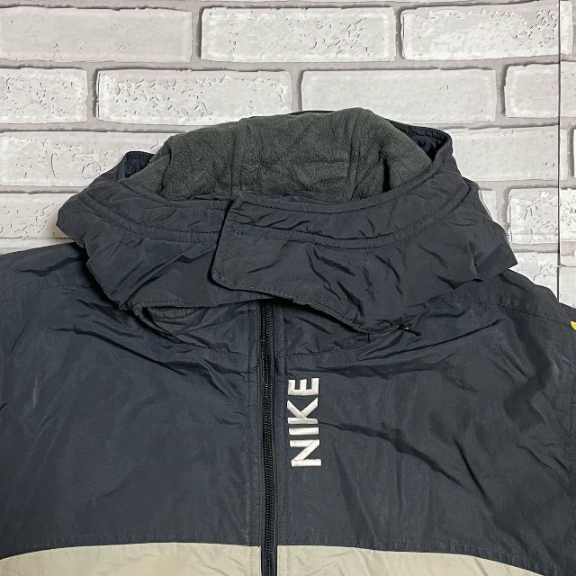 NIKE(ナイキ)のたも様 キッズ/ベビー/マタニティのキッズ服男の子用(90cm~)(ジャケット/上着)の商品写真
