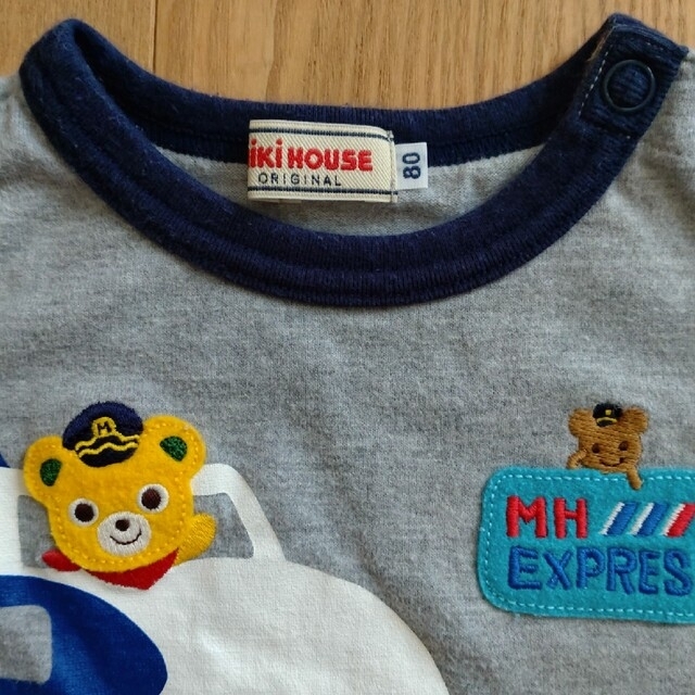 mikihouse(ミキハウス)のおまとめ専用　ミキハウス　プッチーくん　新幹線＆レースカー　長袖カットソー80㎝ キッズ/ベビー/マタニティのベビー服(~85cm)(シャツ/カットソー)の商品写真