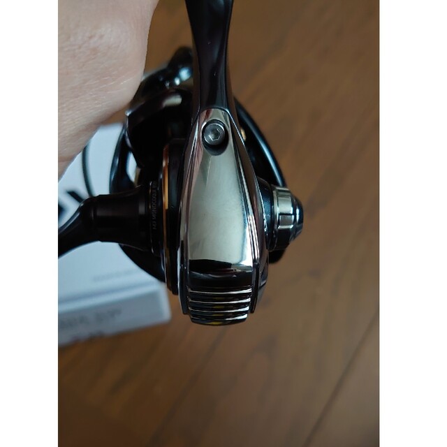 DAIWA(ダイワ)のCALDIA SW 4000-CXH スポーツ/アウトドアのフィッシング(リール)の商品写真