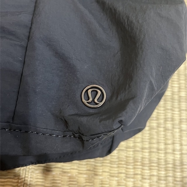 lululemon(ルルレモン)の【香港亭さん専用】 lululemon ダッフルバッグ ショルダー紐なし レディースのバッグ(ボストンバッグ)の商品写真