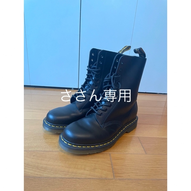 Dr.Martens(ドクターマーチン)のドクターマーチン　10ホール レディースの靴/シューズ(ブーツ)の商品写真