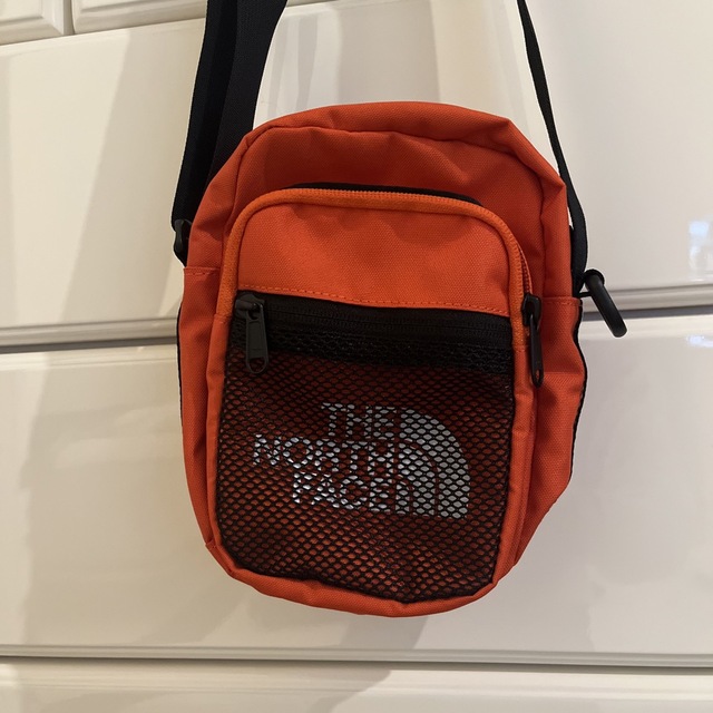 THE NORTH FACE(ザノースフェイス)のノースフェイス　ショルダーバック　ミニショルダー スポーツ/アウトドアの自転車(バッグ)の商品写真