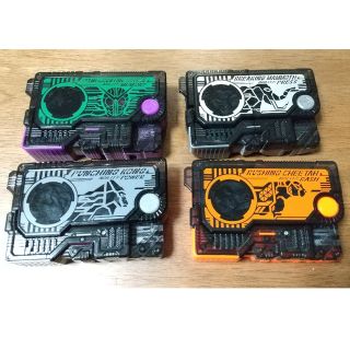 バンダイ(BANDAI)の仮面ライダーゼロワン ４個セット プログライズキー(その他)