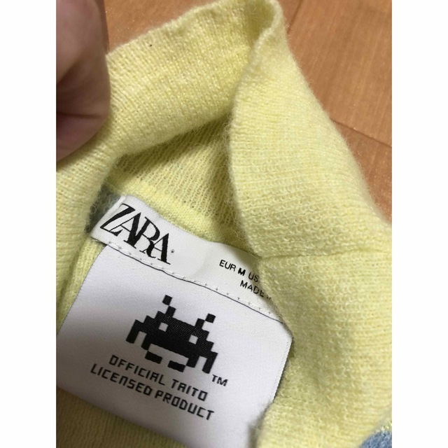 ZARA(ザラ)のhanabi様専用　ZARA ニット　スペースインベーダー レディースのトップス(ニット/セーター)の商品写真