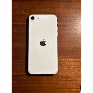 アップル(Apple)のiPhone SE 2 64gb(スマートフォン本体)