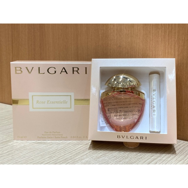 BVLGARI(ブルガリ)のブルガリ ローズエッセンシャル 25ml コスメ/美容の香水(香水(女性用))の商品写真