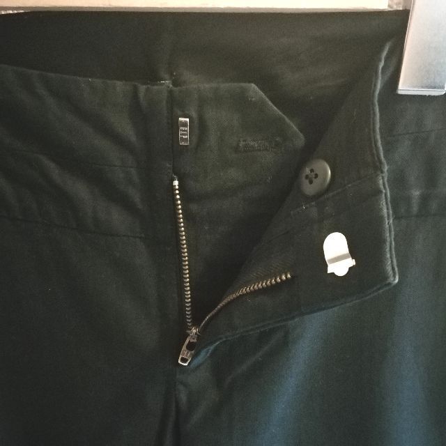 GAP(ギャップ)の美品 GAP ブラック ストライプ きれい目 スーツ ベルボトム パンツ 黒 レディースのパンツ(その他)の商品写真