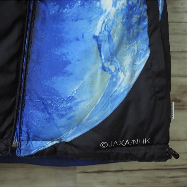 MINOTAUR(ミノトール)のMINOTAUR×JAXA×NHK 15AW Earth Down Vest メンズのジャケット/アウター(ダウンベスト)の商品写真