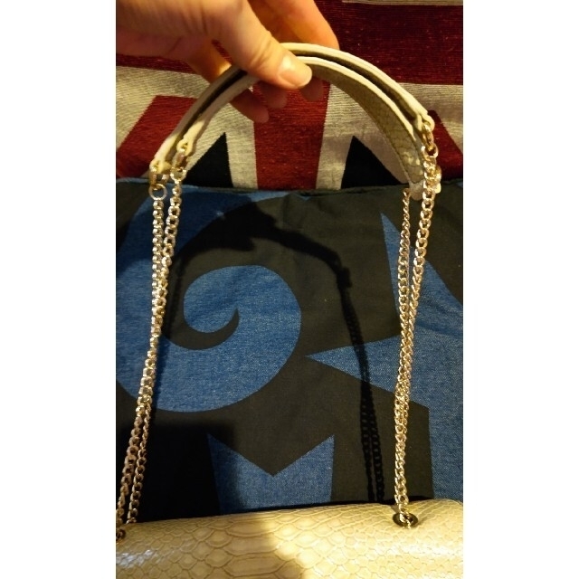 Vivienne Westwood(ヴィヴィアンウエストウッド)のヴィヴィアンウエストウッド　ハンドバッグ　バッグ　鞄　パーティバッグ レディースのバッグ(ハンドバッグ)の商品写真
