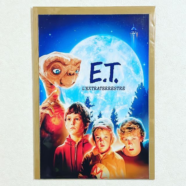 布 ポスター「E.T. 3人 イラスト スティーヴン・スピルバーグ 映画 青」 インテリア/住まい/日用品のインテリア小物(その他)の商品写真