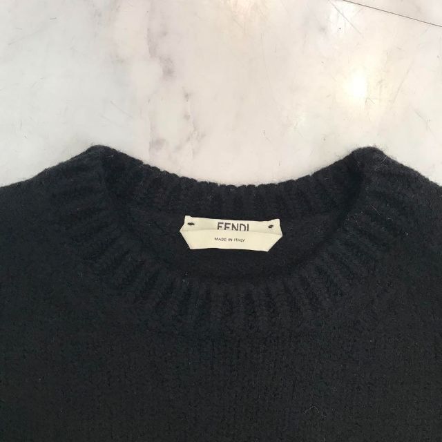 ★美品★フェンディ ニット トップス ウール ロゴ サイズ36 Sサイズ 5号 ★美品★フェンディ ニット トップス ウール ロゴ サイズ36 Sサイズ 5号