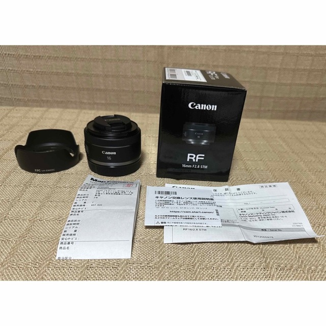 Canon(キヤノン)のたまちゃん様専用新品 Canon RF 16mm F2.8+フード  スマホ/家電/カメラのカメラ(レンズ(単焦点))の商品写真