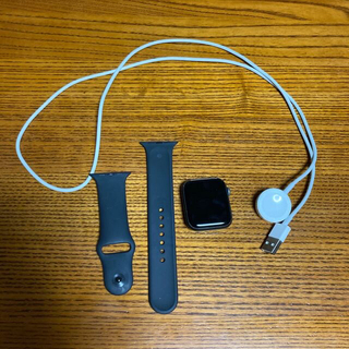 アップル(Apple)のApple Watch Series 4  44mm グレイアルミ ブラックスポ(その他)