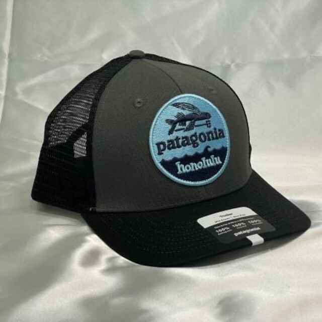 patagonia(パタゴニア)のパタゴニア ハワイ ホノルル限定 飛魚 メッシュキャップ 黒/青 フリーサイズ  メンズの帽子(キャップ)の商品写真