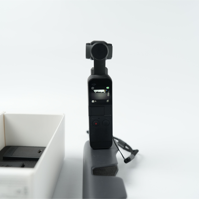 DJI OSMO Pocket 2】クリエイターコンボ 専用ケース付きの通販 by ... 【DJI OSMO Pocket 2】クリエイターコンボ 専用ケース付き