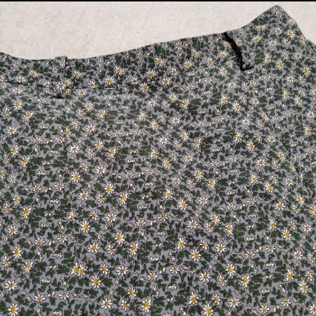 ehka sopo(エヘカソポ)のehka sopo エヘカソポ　小花柄ロングスカート　フレア レディースのスカート(ロングスカート)の商品写真