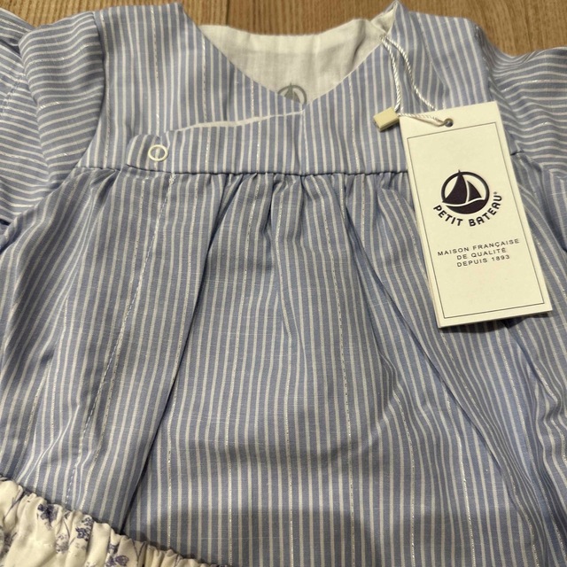 PETIT BATEAU(プチバトー)の新品　プチバトー　チュニック&ブルマセット キッズ/ベビー/マタニティのベビー服(~85cm)(シャツ/カットソー)の商品写真