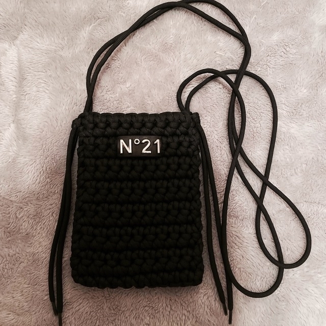 N°21(ヌメロヴェントゥーノ)のN°21 ミニバッグ レディースのバッグ(ショルダーバッグ)の商品写真