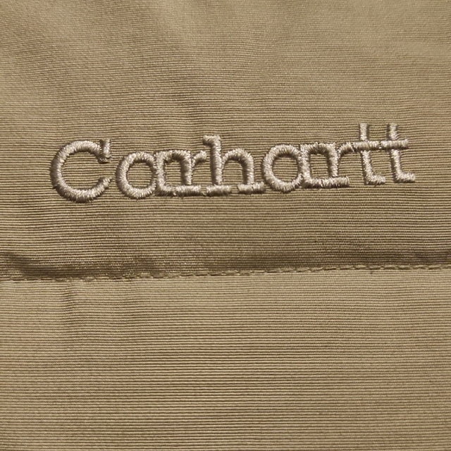 carhartt(カーハート)のカーハートフード付きダウンジャケット メンズのジャケット/アウター(ダウンジャケット)の商品写真